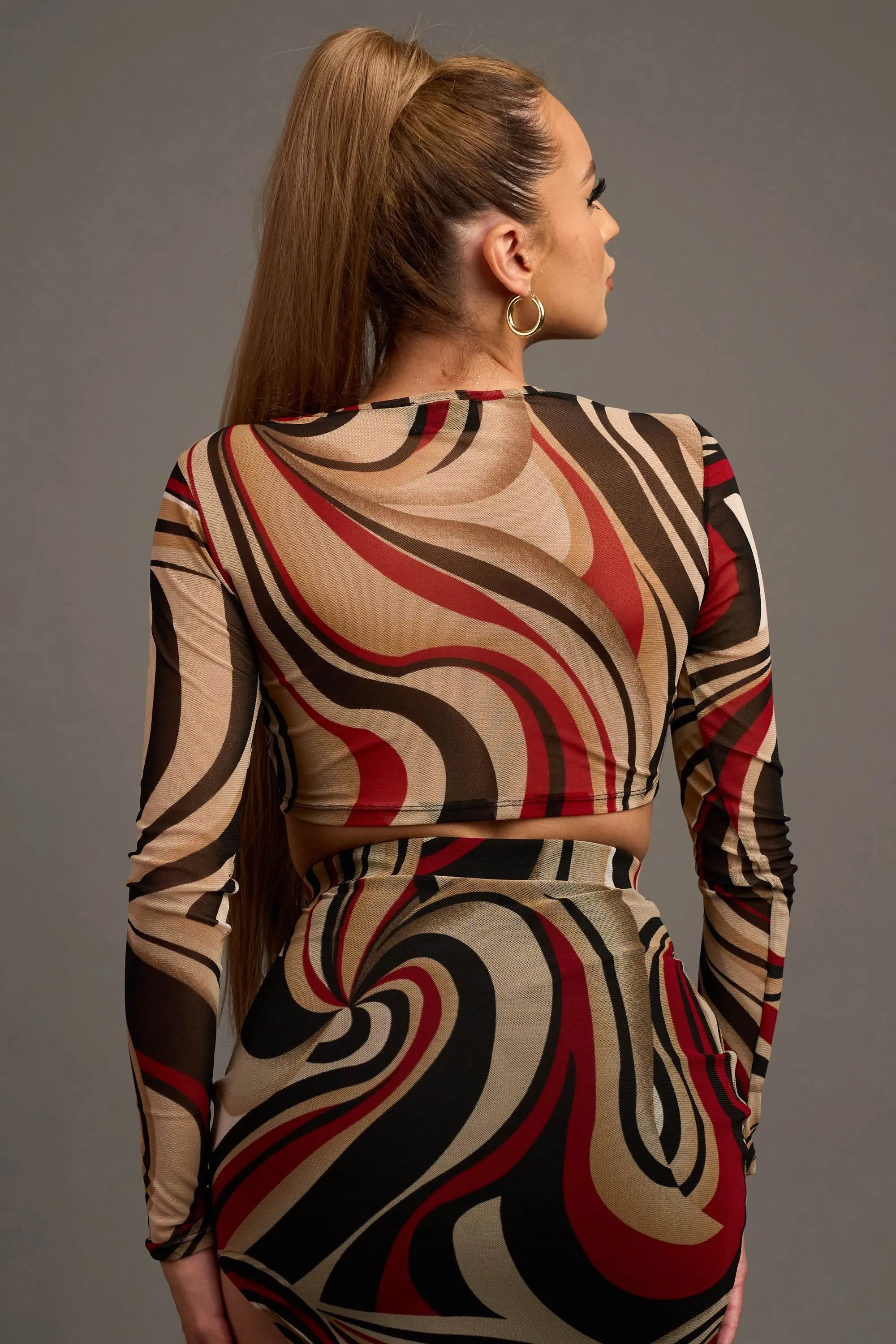 CHIC ABSTRACT MESH CROP TOP & KNEE SKIRT SETS