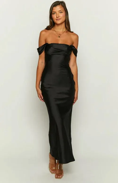 Chic and Flattering Hip Backless Long Dress for Women's Fashion