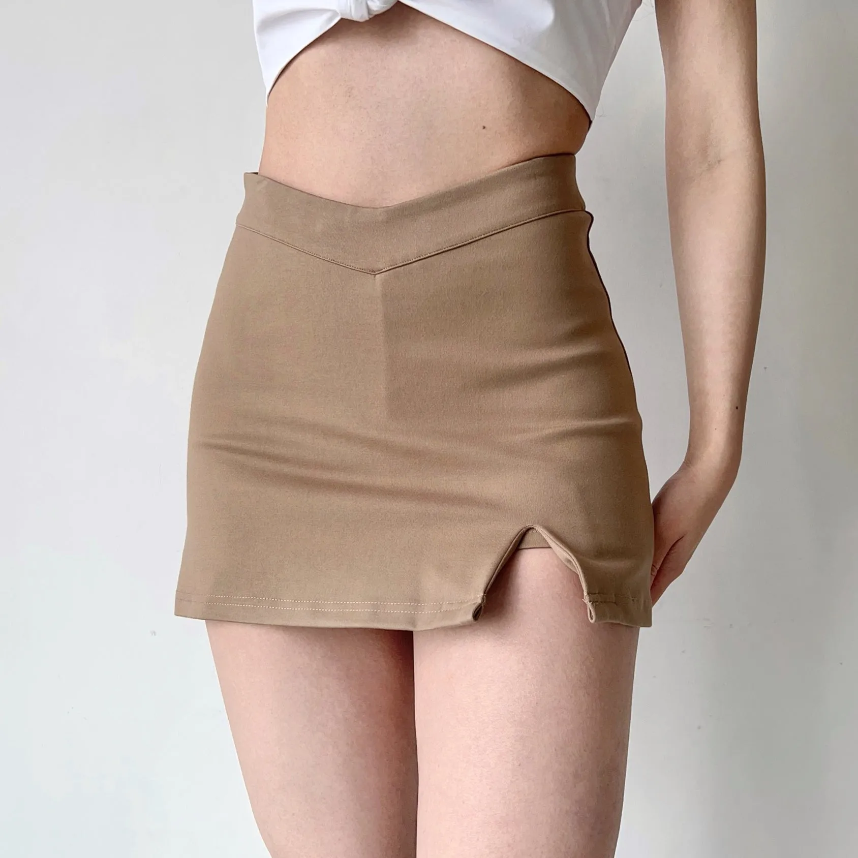 deanwangkt - Chic Moment Mini Skirt