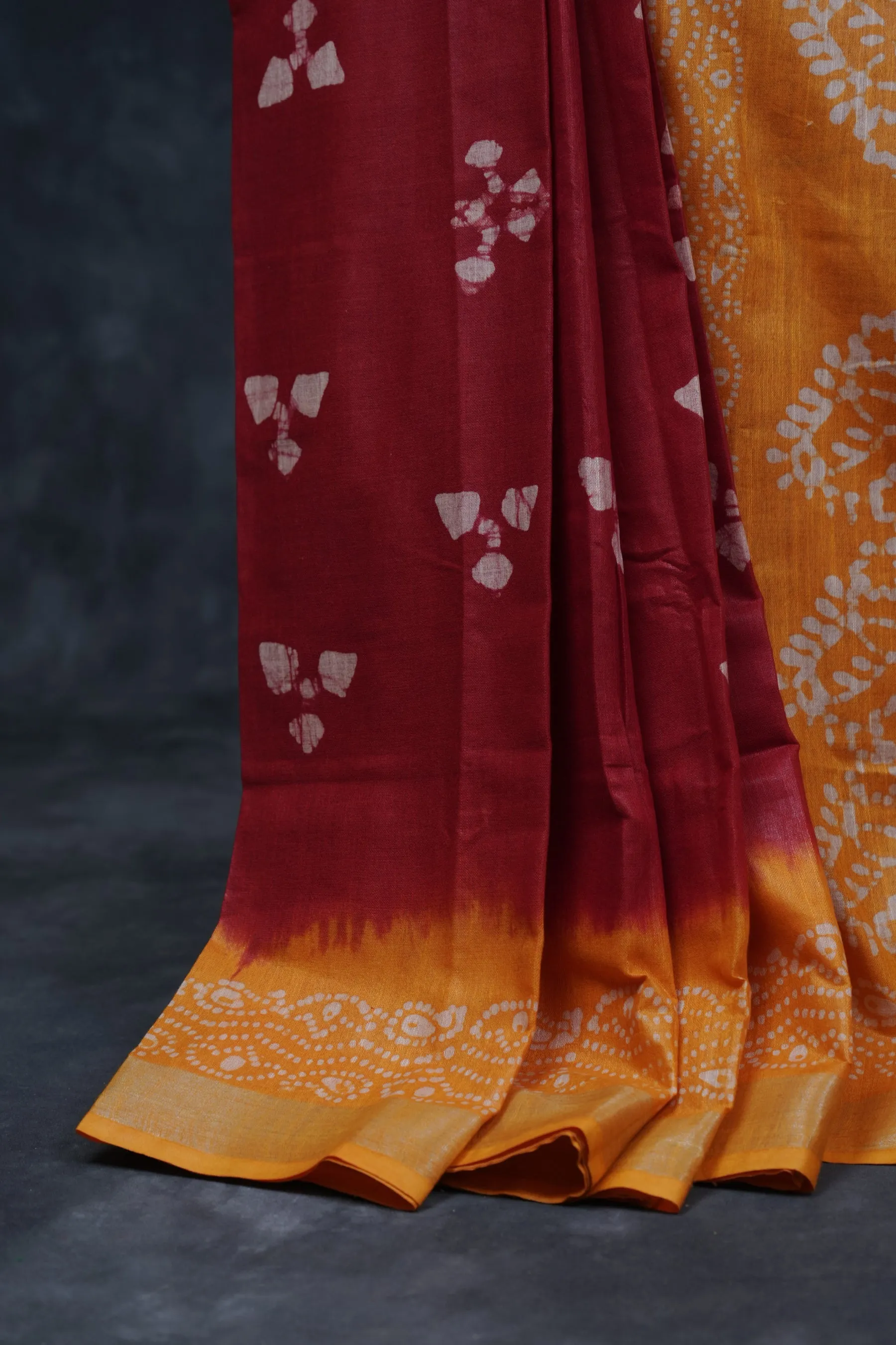 Liva Certified Linen Cotton Saree: Batik Prints and Contrast Border