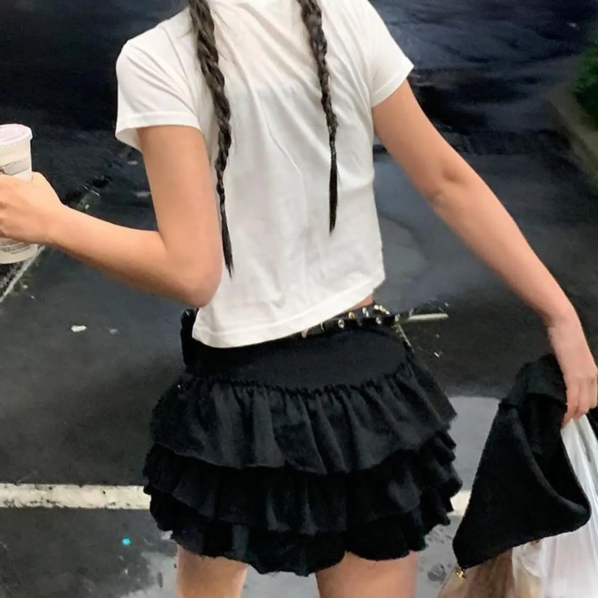 Women's Tiered Layered Mini Skirt Ruffle Hem Pleated Y2K Low Rise A-Line Drop Waist Cake Mini Skirt